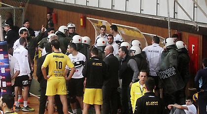 Απολογείται για τον κόσμο του ο Άρης