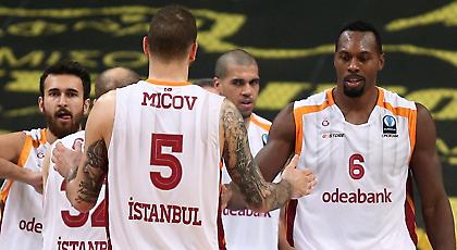 «Φωτιά» ο Ντόρσεϊ