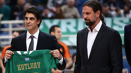 Μίλησε ελληνικά και αποθεώθηκε ο Κουτλουάι! (pics)