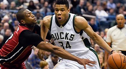 Λάμψη Γιάννη, ντεμπούτο Θανάση (video)