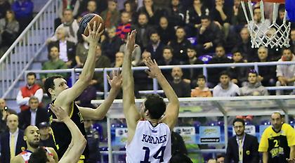 Πάλι καλά… ΑΕΚ στα Τρίκαλα