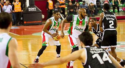 Επεισόδια και διακοπή στο Καρσίγιακα-Μπεσίκτας (pics/video)