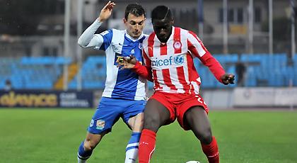 Του κάνει το ίδιο κόλπο. Και πιάνει!