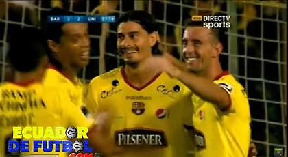 Μαγεία και γκολ από Ροναλντίνιο και Ισμαέλ Μπλανκο!