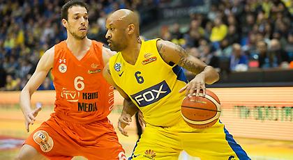 Στο… κυνήγι η Μακάμπι