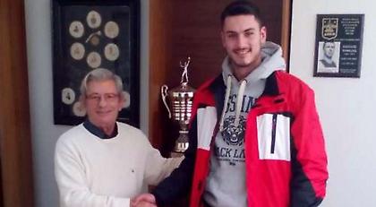 Στα κιτρινόμαυρα ο Μακρυγιάννης