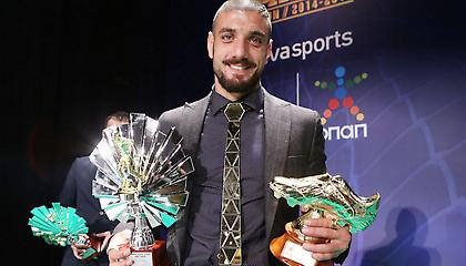 Απίστευτο «γλέντι» με τη γραβάτα του Αραβίδη