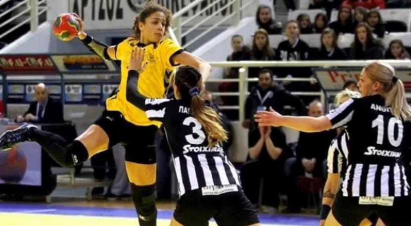 Πολυτιμότερη η Τσακάλου