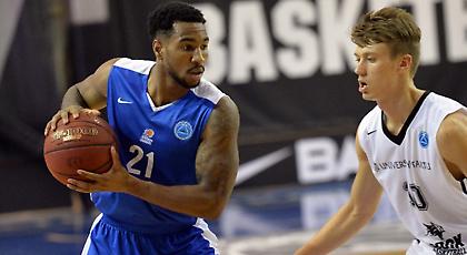 «Καθάρισε» και περιμένει η Ενισέι