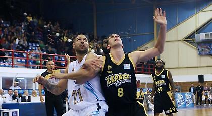 Βασιλόπουλος: «Ψάχνει να βρει την ταυτότητά της η ΑΕΚ»