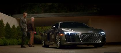 Το νέο R8 στο Super Bowl 50 (video)