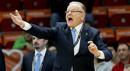 Έξαλλος με τους παίκτες του ο Ίβκοβιτς!