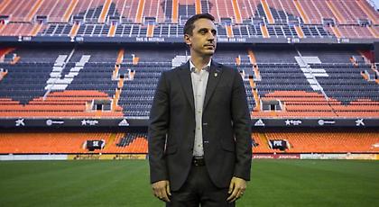 Όλοι θέλουν απόλυση του Νέβιλ