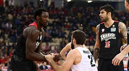 Χάντερ: «Ο κόουτς φώναξε και συνήλθαμε»