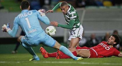 Τώρα, έχει παρέα