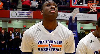 Μαγική ασίστ Θ. Αντετοκούνμπο στην επιστροφή του (video)