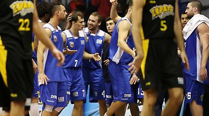 «Τα βλέπω όλα... μπλε»