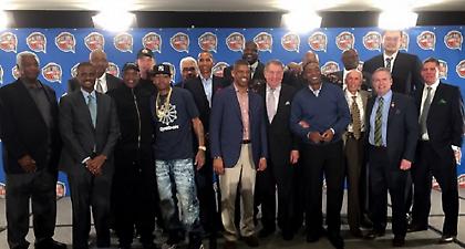 Στο Hall of Fame Σακ, Άιβερσον και Κέβιν Τζόνσον