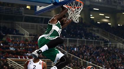 Καλάθης υψώνει, Γκιστ καρφώνει (video)