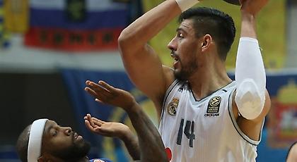 Τι εμφάνιση μα τον… Αγιο(ν)!