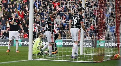 Οπαδοί της Γιουνάιτεντ: «Καλύτερα να είχε φύγει ο Ντε Χέα – Τώρα είναι πια αργά»! (tweets)