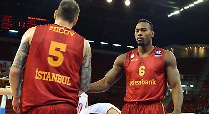 «Γλυκοκοιτάζει» Ντόρσεϊ η Μπαρτσελόνα!