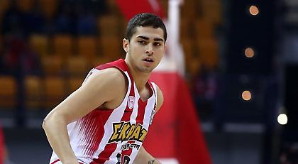 Το μήνυμα του Τολιόπουλου και οι ευχές από Γιανγκ και Τζέιμς (pic)