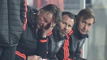 Πλήρωσε 90 ευρώ για να δει το Μίντιλαντ – Γιουνάιτεντ πίσω από τα κάγκελα (pic)