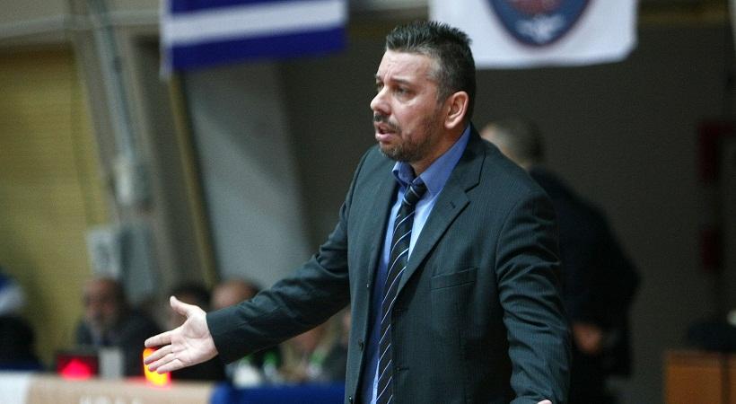 Παπαθεοδώρου: «Μεγάλος αντίπαλος η ΑΕΚ»