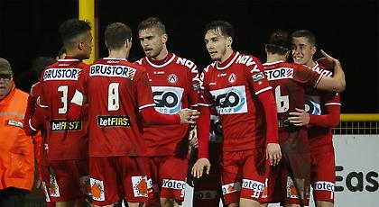 Επέστρεψε και «καθάρισε» ο Παπάζογλου