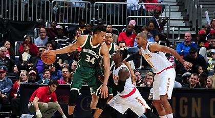 Έλαμψε ξανά ο Giannis (video)