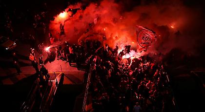 «Κάηκε» ο Πειραιάς για την κούπα! (pics/video)