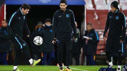 Κοντρόλ με την... πλάτη ο Μέσι (video)