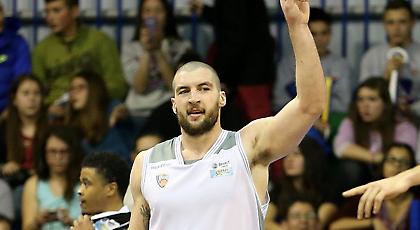 Καββαδάς: «Μέσα απ’ την ομάδα αναδεικνύομαι κι εγώ»