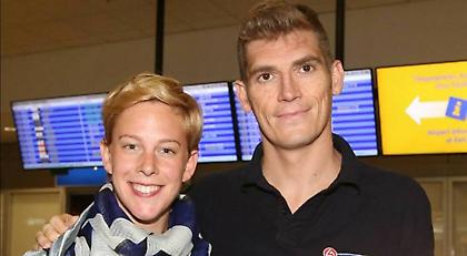 Πάνε Άμπου Ντάμπι Γιαννιώτης, Αραούζου