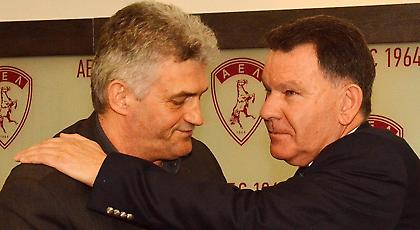 Κούγιας:  «Κατάφερα να φέρω τον καλύτερο Έλληνα προπονητή»