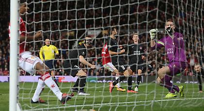 Με αυτογκόλ… ανέπνευσε η Γιουνάιτεντ! (video)