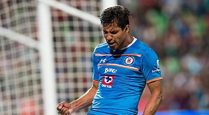 Δύο γκολ, αλλά και δύο κάρτες ο Μπενίτες (video)