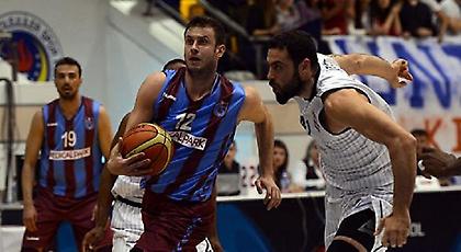 Επιστρέφει στην Πάρτιζαν ο Βελίτσκοβιτς