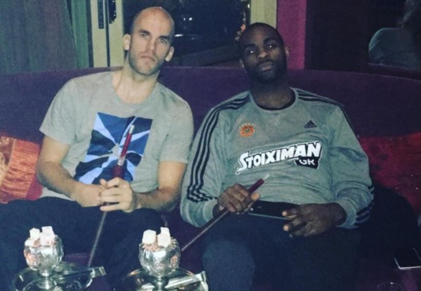 «Καλωσόρισε» Χέινς και Ουίλιαμς με ναργιλέ ο Καλάθης (pics)