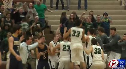 Απίστευτο φινάλε σε αγώνα λυκείου στις ΗΠΑ (video)