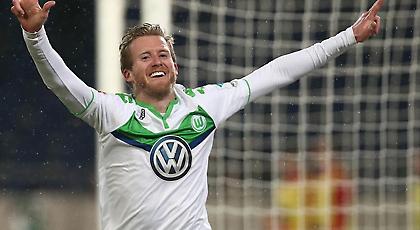 Ο Σίρλε πήρε… φωτιά απ’ τη φωτοβολίδα! (video)