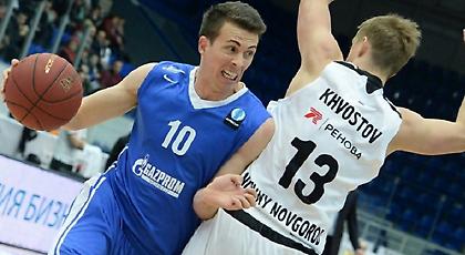 Πάλεψε η Ζενίτ, πέρασε η Νίζνι