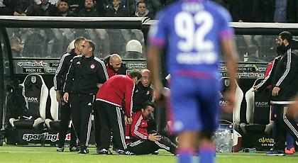 Ποτήρι με νερό χτύπησε τον Σίλβα - Συνεχίστηκε το ματς! (pics+video)