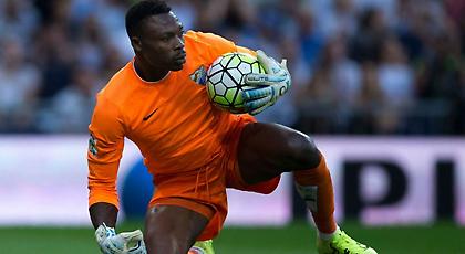 Το απίθανο αυτογκόλ του Καμενί (video)