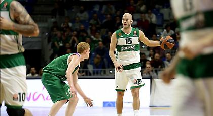 Κάνει «πλάκα» ο Εξάστερος!