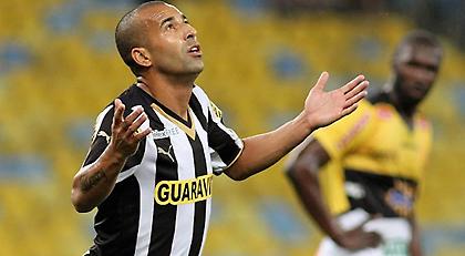 Φάουλ «κεραυνός» με ταχύτητα 109 χλμ.! (video)