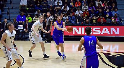 Έβαλαν τα λιθαράκι τους και οι Έλληνες