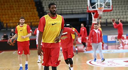 Με Γουόρικ ο Ολυμπιακός, με Μπουρούση η Λαμποράλ