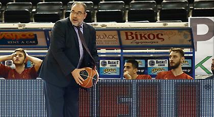 Σκουρτόπουλος: «Όλοι βάζουν προβλήματα στους μεγάλους»